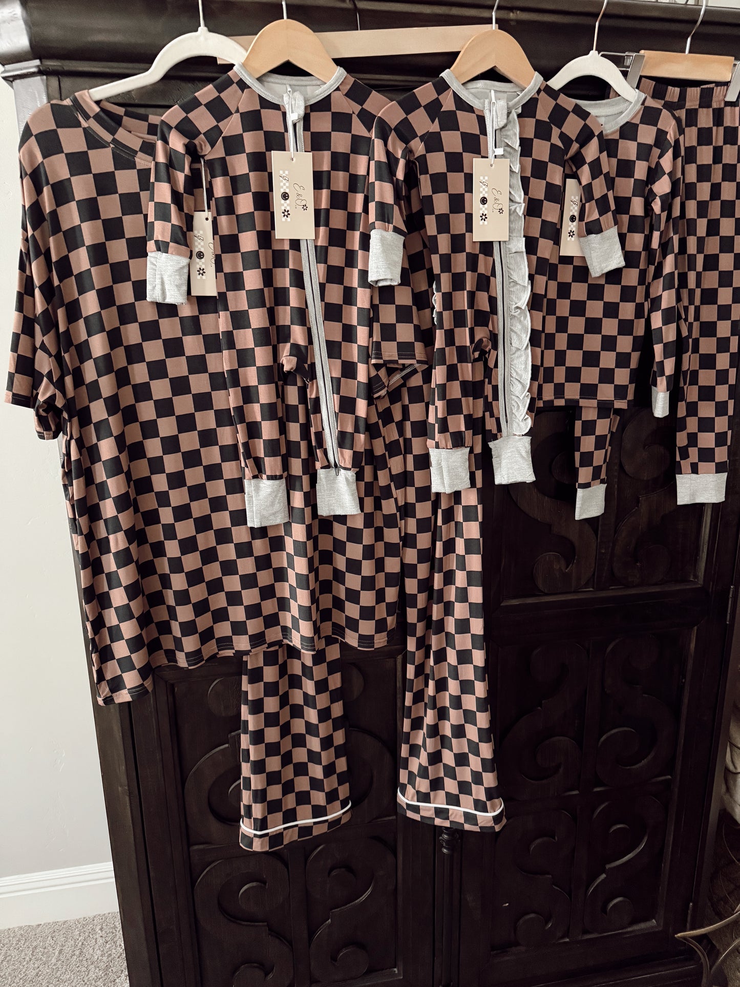 Cocoa and Black Checkered Bamboo | Zippie