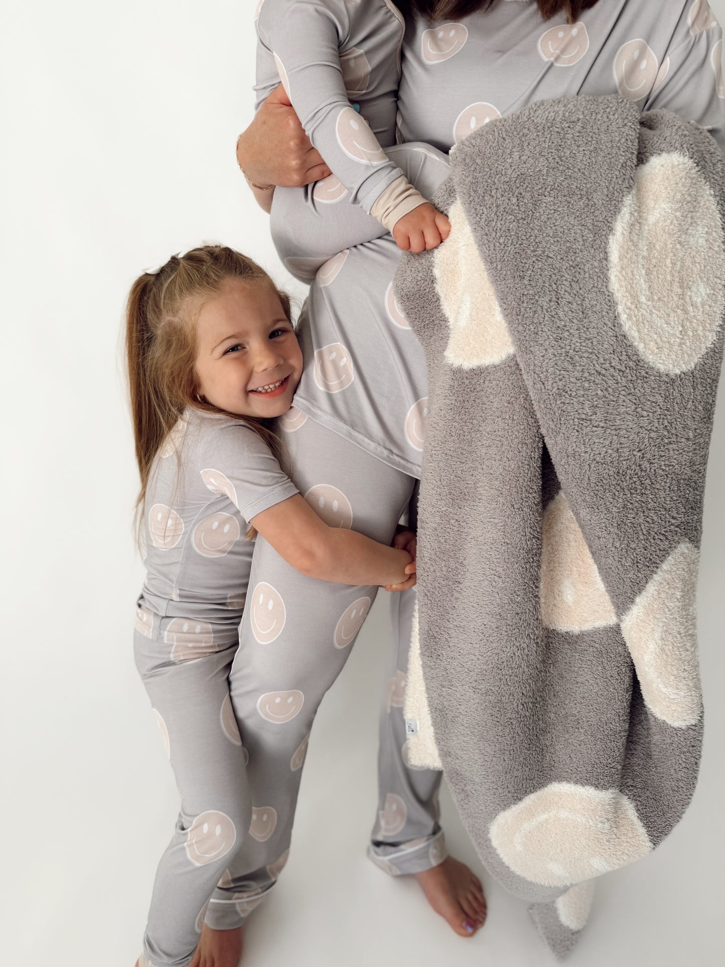 Smiley | Women’s Oversized Tee and Flare Set