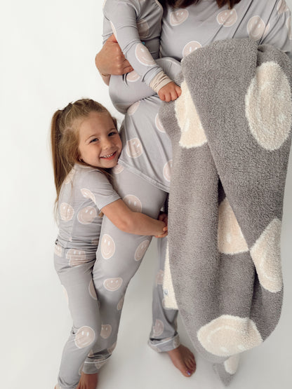 Smiley | Women’s Oversized Tee and Flare Set