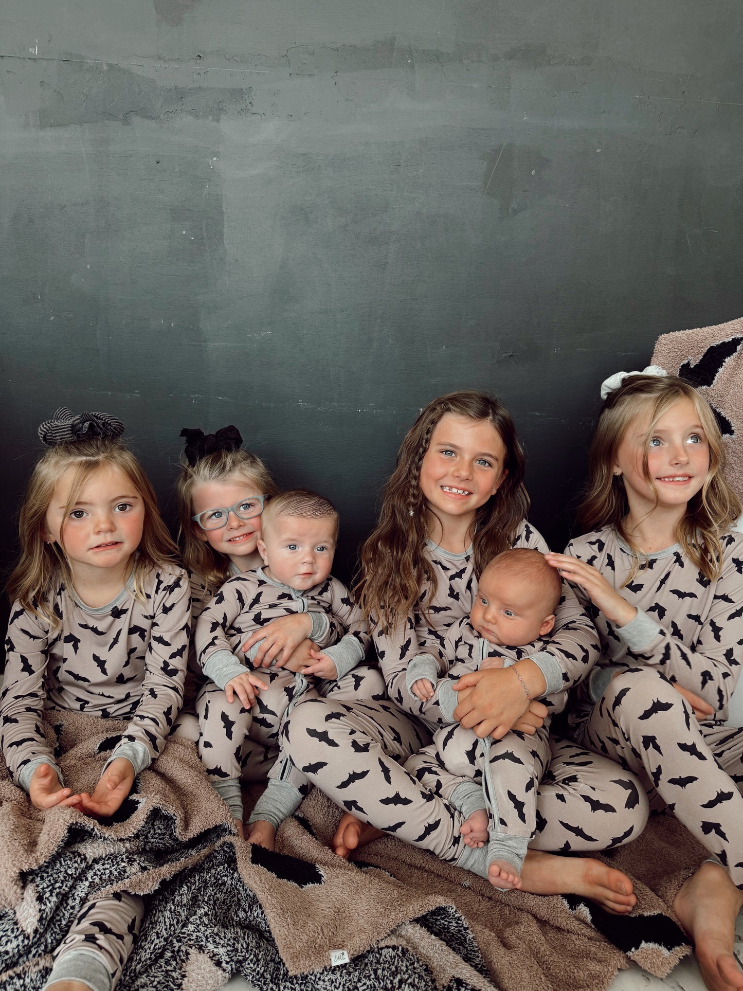 Bats Tan Bamboo | Zippie