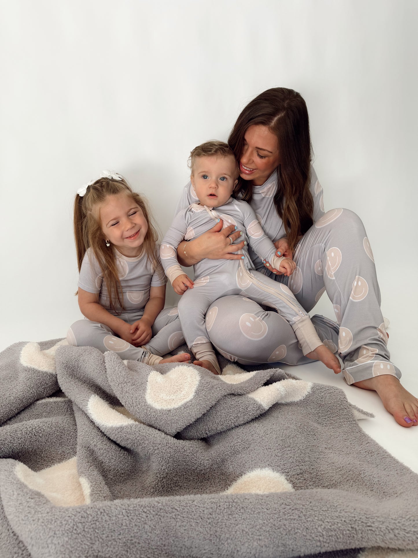 Smiley | Women’s Oversized Tee and Flare Set