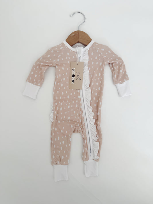 Fawn | Ruffle Zippie
