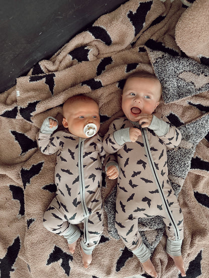 Bats Tan Bamboo | Zippie