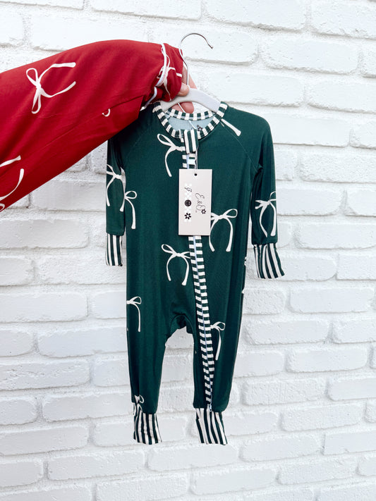 Green Bows and Stripe | Zippie